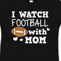 Инктастично гледам фудбал со маицата за девојче девојче од мајка ми
